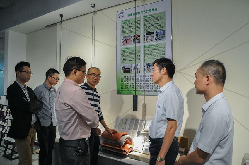 蜜桃AV在线免费播放與佛山博士創新夢工場成功簽訂戰略合作協議